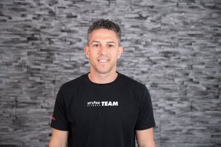 Javier Delgado est toujours autant animé par la passion du football.